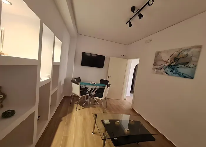 Maria's Heaven House - Old Town Apartment